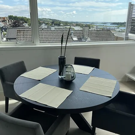 Apartamento Ons 2026 Modern 2 Bedroom With Sea Views & 10 Min Drive To Forum Stavanger