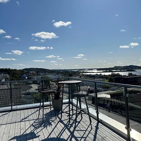 Ons 2026 Modern 2 Bedroom With Sea Views & 10 Min Drive To Forum Apartamento Stavanger