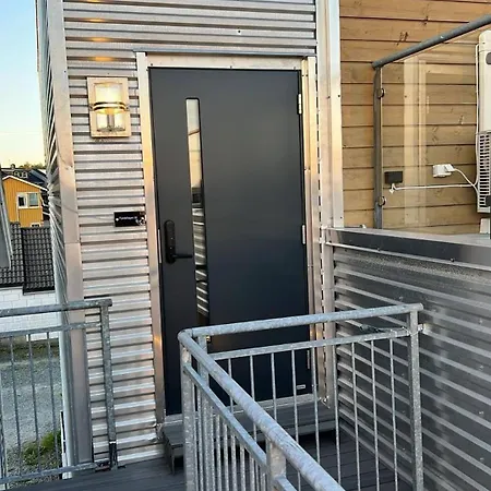 Ons 2026 Modern 2 Bedroom With Sea Views & 10 Min Drive To Forum *
